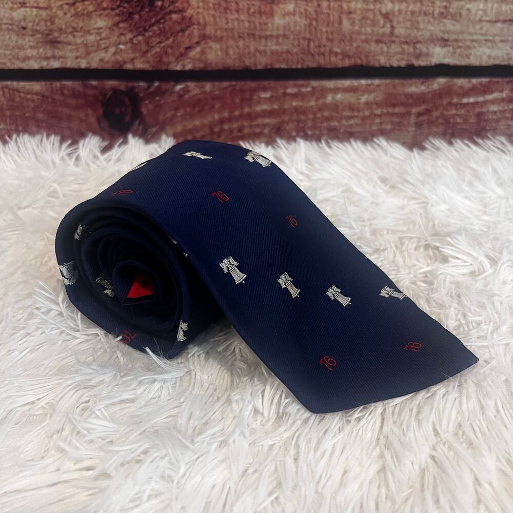 Rivetz of Boston Skinny Tie 55x4 July 4th 1776 Bells Red White Blue Independence
